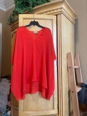 Show me your mumu red tunic size large